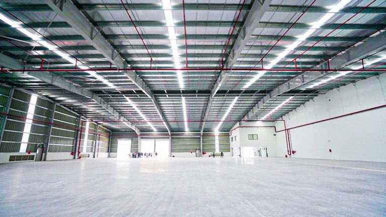 CÁC YẾU TỐ CẦN XEM XÉT KHI LỰA CHỌN VỊ TRÍ CHO NHÀ MÁY, KHO XƯỞNG