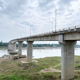 Cầu sống Lô hiện hữu