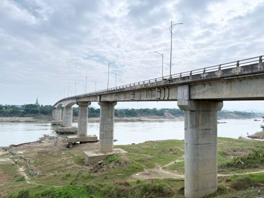 Cầu sống Lô hiện hữu