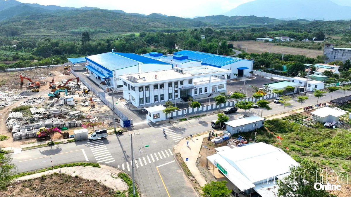 Tổng quan Cụm Công Nghiệp Đồng Hòa: Tiềm năng đầu tư BĐS (Hệ thống cụm công nghiệp CCN Đồng Hòa: Tiềm năng đầu tư BĐS) Tổng quan Cụm Công Nghiệp Đồng Hòa: Tiềm năng đầu tư BĐS - Hệ thống cụm công nghiệp CCN Đồng Hòa: Tiềm năng đầu tư BĐS
